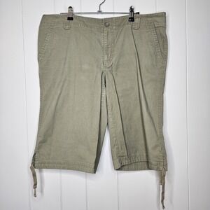 Coumbia Sportswear Company Olive Green Bramuda Size 14 Regular